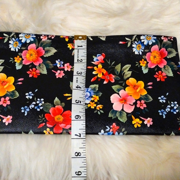 Unbranded Floral Wristlet Hand Bag - Picture 7 of 9